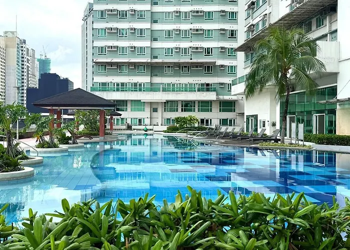 New Beacon Makati Near Airport With Pool Access *